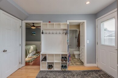 54 Caldwell Rd, Nashua, NH 03060 - photo 3