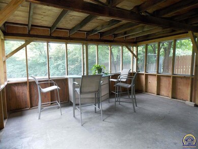 3325 SW Plass Ave, Topeka, KS 66611 - photo 2