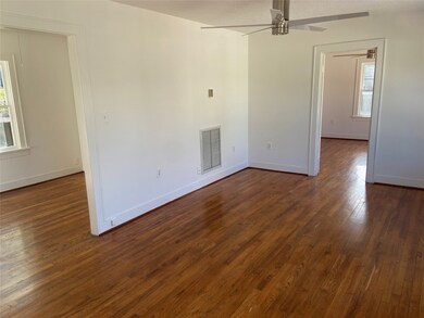 816 Cortlandt St unit 1/2, Houston, TX 77007 - photo 4