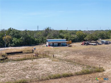 2135 Mule Creek Rd, Harwood, TX 78632 - photo 7