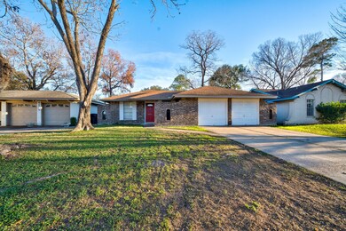 6331 Oaknut Dr, Houston, TX 77088 - photo 2