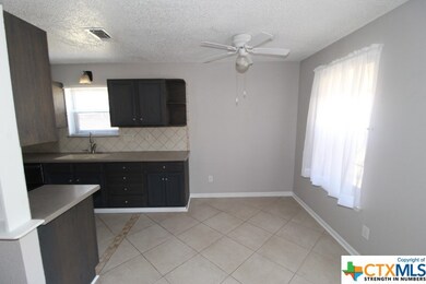 2001 Pleasant Ln, Copperas Cove, TX 76522 - photo 5