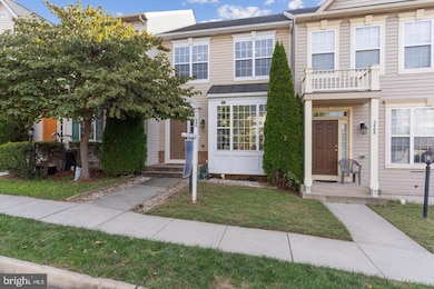 2470 Battery Hill Cir, Woodbridge, VA 22191 - photo 2