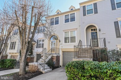 12265 Wye Oak Commons Cir unit 91, Burke, VA 22015 - photo 3