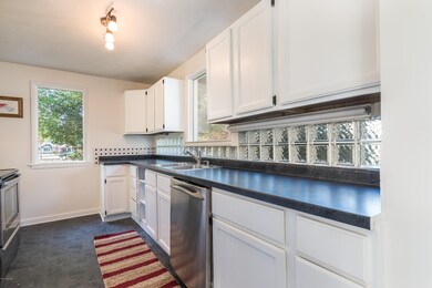 201 Randolf St.-28.JPG kitchen