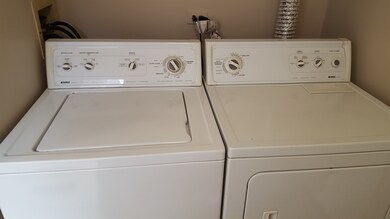 424 Le Parc Cir unit 275, Buffalo Grove, IL 60089 - photo 6