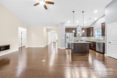 11619 Allen A Brown Rd, Charlotte, NC 28269 - photo 7