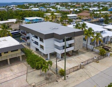 Huge Multi-family estate