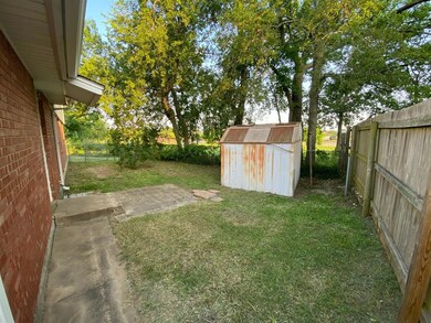 1714 E Hilton St, Sherman, TX 75090 - photo 6