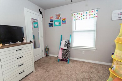 1917 Glenbrook Dr, Shawnee, OK 74804 - photo 6