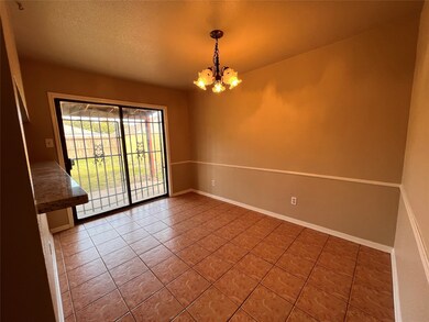 1610 Wildbrook Dr, Houston, TX 77038 - photo 5