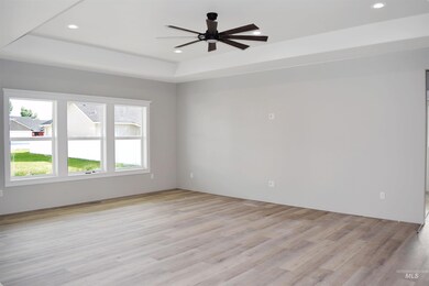 542 Clear Springs St, Burley, ID 83318 - photo 3