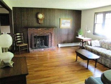 33 Whippoorwill Dr, Shrewsbury, MA 01545 - photo 5