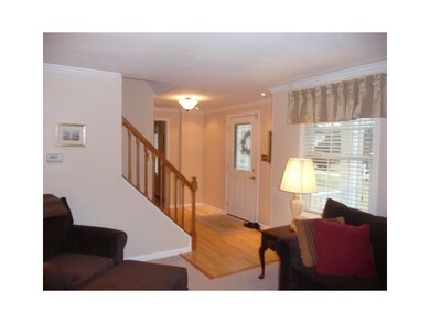 Entry/Foyer.