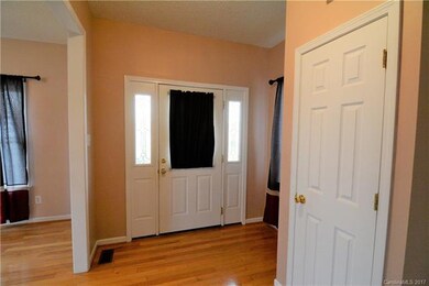 107 Glen Cross Dr, Statesville, NC 28625 - photo 4