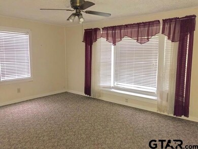 700 700 N Leota St, Longview, TX 75601 - photo 7
