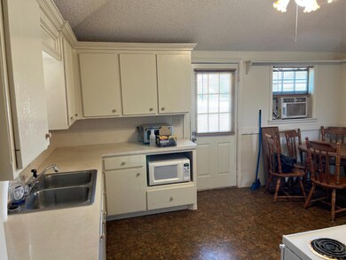 107 Ellwood St, Ropesville, TX 79358 - photo 4