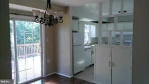 1109 Cottage St SW, Vienna, VA 22180 - photo 6