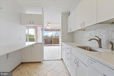 Green Hill Condominiums unit ED830, Wynnewood, PA 19096 - photo 7