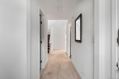 901 Scenic Ln, Poughkeepsie, NY 12603 - photo 3