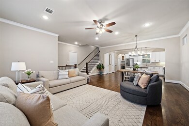 869 Wakefield Dr unit B, Houston, TX 77018 - photo 3