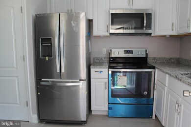 2211 Iverson St, Temple Hills, MD 20748 - photo 6