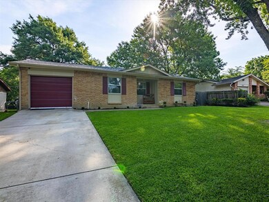 2620 Woodlawn Dr, Ennis, TX 75119 - photo 4