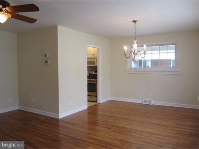 221 Bradley Ave, Haddonfield, NJ 08033 - photo 3
