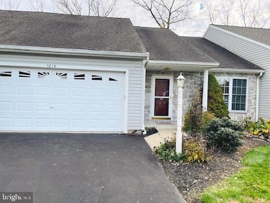 1614 Berry Dr, Lebanon, PA 17046 - photo 3