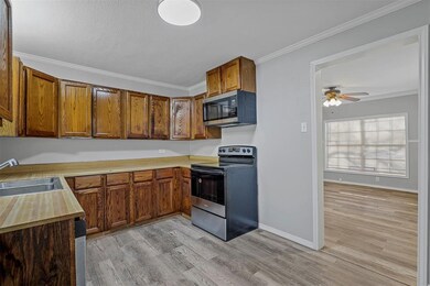 1415 N Luckett St, Sherman, TX 75090 - photo 5