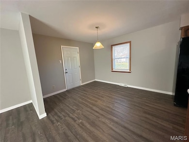 13 Tomahawk Ln, Warrenton, MO 63383 - photo 4