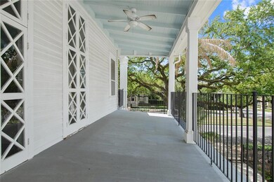 Side Balcony Views of St Charles Ave