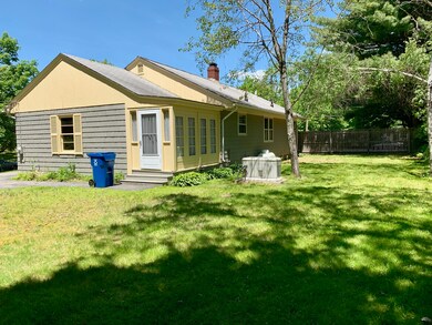 8 Farnham St