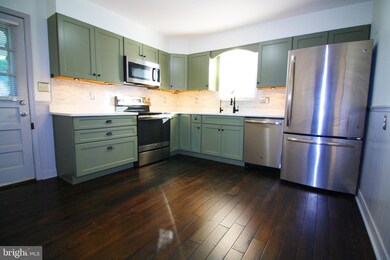 1708 Wayne Ave, Parkville, MD 21234 - photo 5