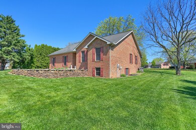 740 Joy Dr, Greencastle, PA 17225 - photo 3