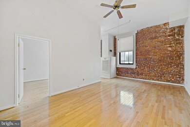 TenTen Race unit PG, Philadelphia, PA 19107 - photo 4