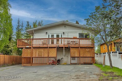 1819RogersParkCourt_002
