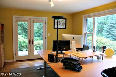 6625 Haycock Rd, Falls Church, VA 22043 - photo 6