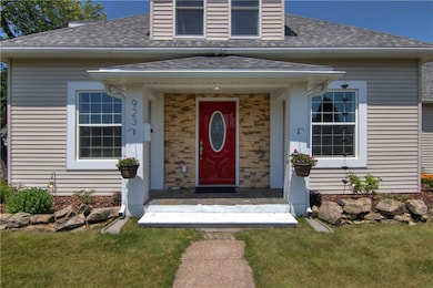 923 19th Ave, Bloomer, WI 54724 - photo 4