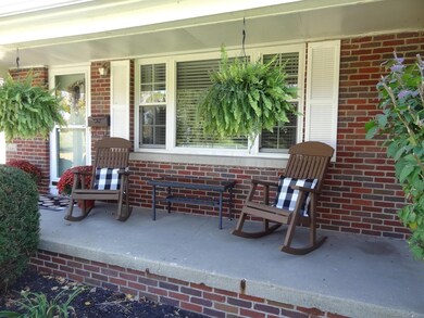 30th St N 178 - Porch
