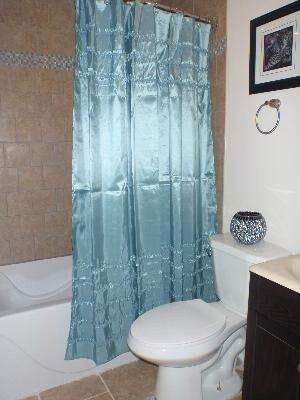 1026 Tacoma St, Carpentersville, IL 60110 - photo 7