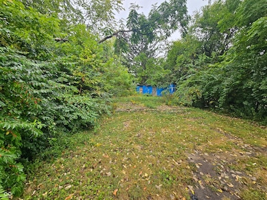 1024 W Powers St, Muncie, IN 47305 - photo 5