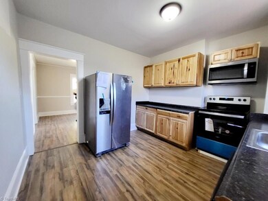 416 W Harrison St, Reidsville, NC 27320 - photo 4