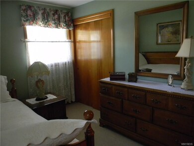 1474 Moll St, North Tonawanda, NY 14120 - photo 7