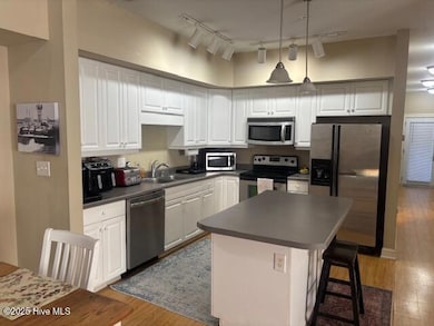 100 Lighthouse Ln unit C1, Cedar Point, NC 28584 - photo 7