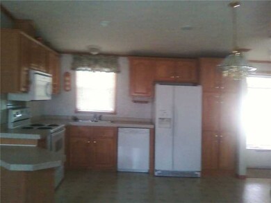 19 Cardinal Ct, Tiverton, RI 02878 - photo 2