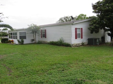 551 Ranger Park Ct, Davenport, FL 33897 - photo 4