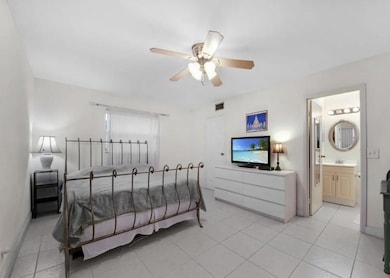 223 Flanders E unit E, Delray Beach, FL 33484 - photo 5