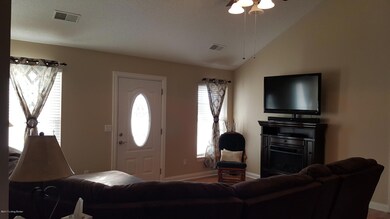 1009 Living Area