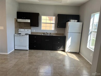 1425 Quitaca Dr, Edinburg, TX 78541 - photo 2